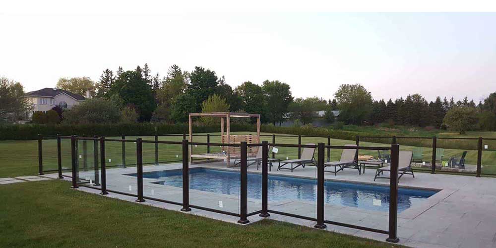 Aluminum-Glass-Railing installed in Wasaga Beach Barrie